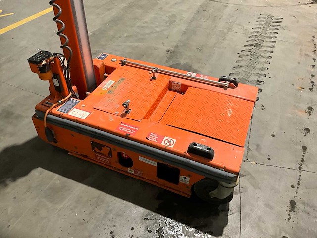 2019 jlg power tower nano personenlift - afbeelding 12 van  14