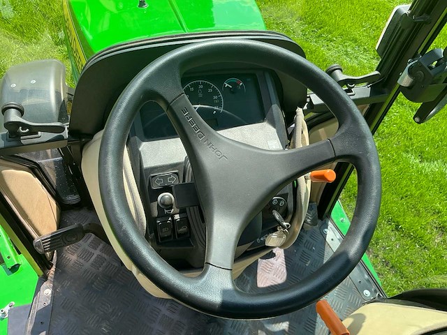 2019 john deere 2026r compacttractor - afbeelding 14 van  24