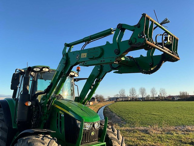 2019 john deere 6120 m command quad vierwielaangedreven landbouwtractor met voorlader - afbeelding 5 van  39