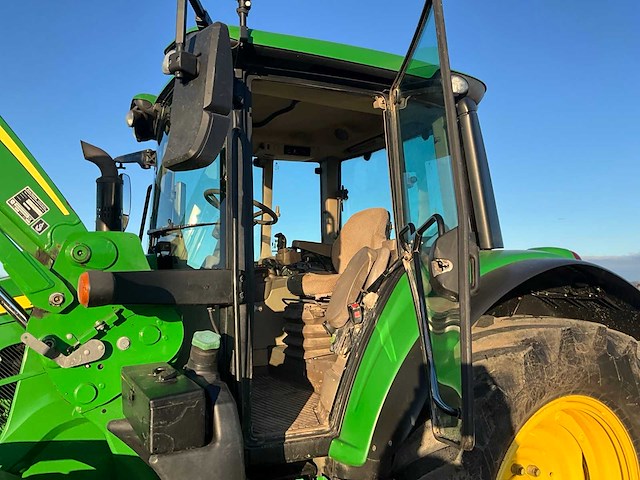 2019 john deere 6120 m command quad vierwielaangedreven landbouwtractor met voorlader - afbeelding 17 van  39