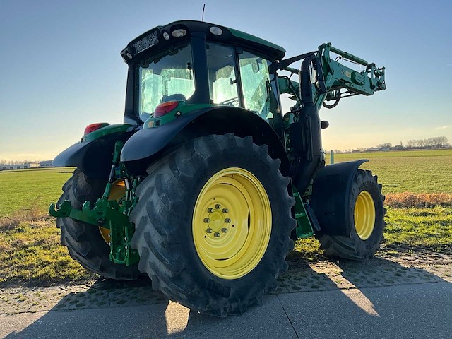2019 john deere 6120 m command quad vierwielaangedreven landbouwtractor met voorlader - afbeelding 37 van  39