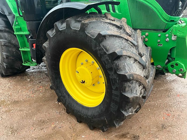 2019 john deere 6155r autopower vierwielaangedreven landbouwtractor - afbeelding 16 van  40