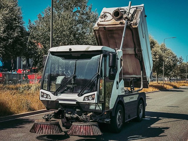 2019 johnston c401 euro6 road and yard sweeper - afbeelding 13 van  28