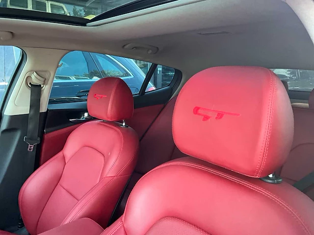 2019 kia stinger v6 personenauto - afbeelding 20 van  42