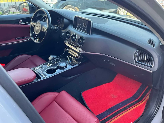 2019 kia stinger v6 personenauto - afbeelding 25 van  42