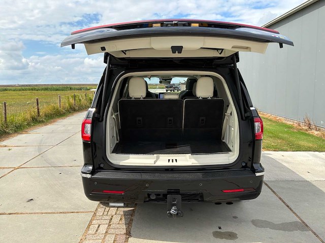 2019 lincoln navigator blacklabel personenauto - afbeelding 27 van  41