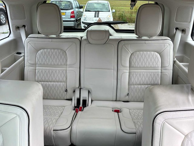 2019 lincoln navigator blacklabel personenauto - afbeelding 14 van  32