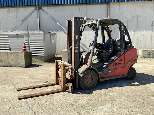 2019 linde h35t-02 heftruck met roterend vorkenbord - afbeelding 12 van  18