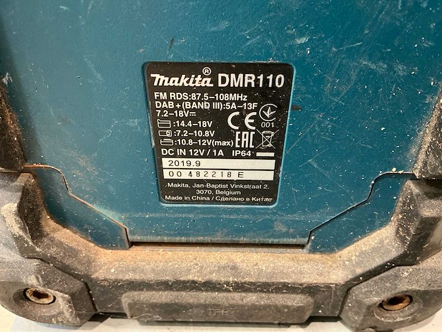 2019 makita dmr110 bouwradio - afbeelding 3 van  3