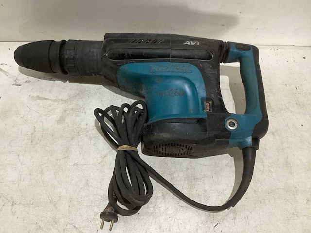 2019 makita hm 1213 c avt breekhamer - afbeelding 1 van  1