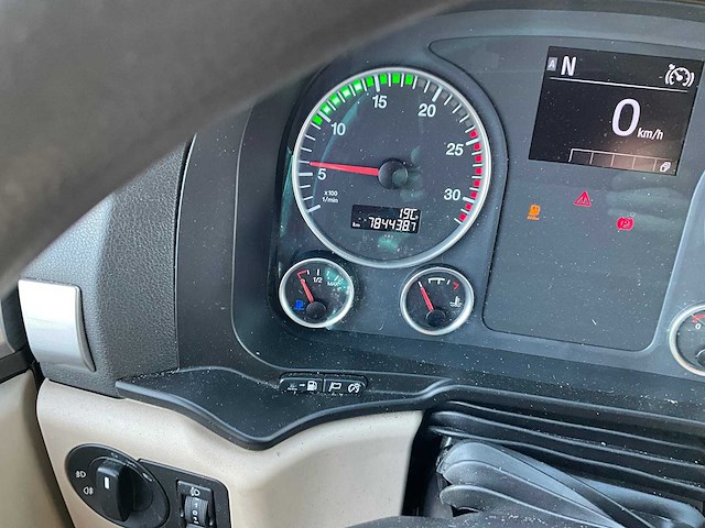 2019 man tgx 18.460 4x2 euro6 vrachtwagen - afbeelding 23 van  35