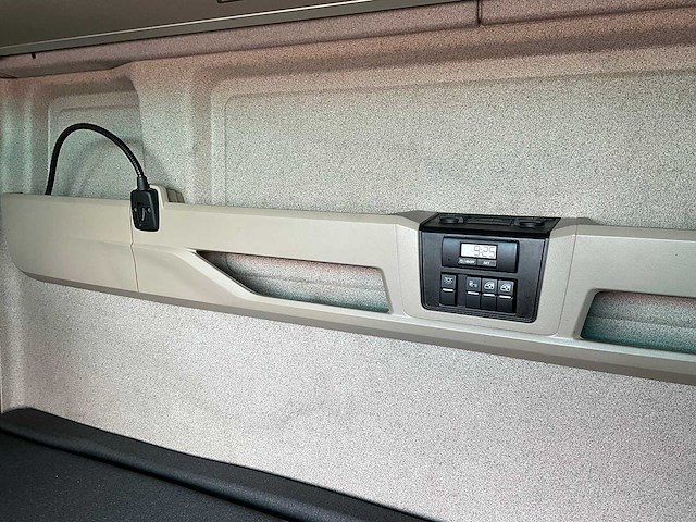 2019 man tgx 18.460 4x2 euro6 vrachtwagen - afbeelding 31 van  35