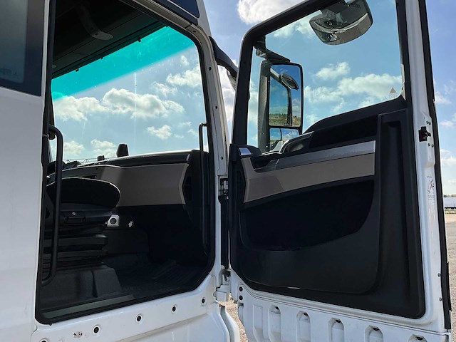2019 man tgx 18.460 4x2 euro6 vrachtwagen - afbeelding 32 van  35