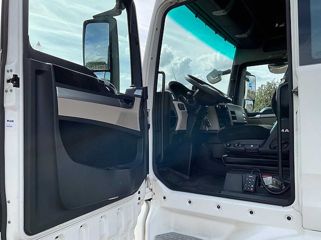 2019 man tgx 18.460 4x2 euro6 vrachtwagen - afbeelding 18 van  35