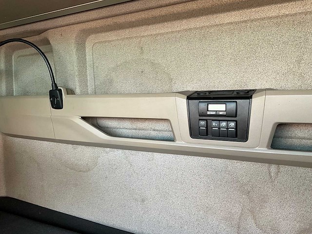 2019 man tgx 18.460 4x2 euro6 vrachtwagen - afbeelding 32 van  36