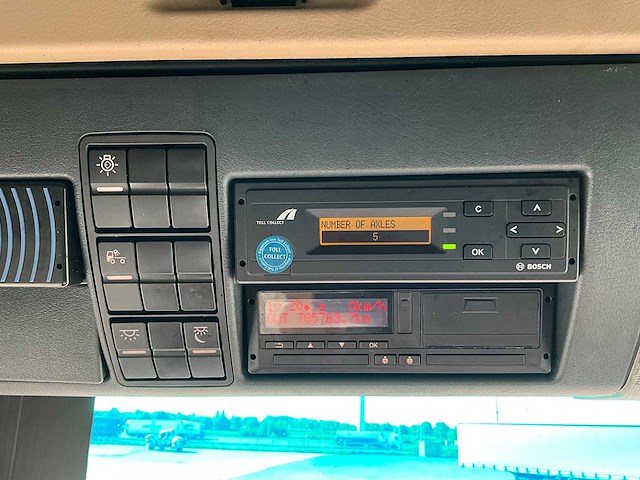 2019 man tgx 18.460 4x2 euro6 vrachtwagen - afbeelding 23 van  34