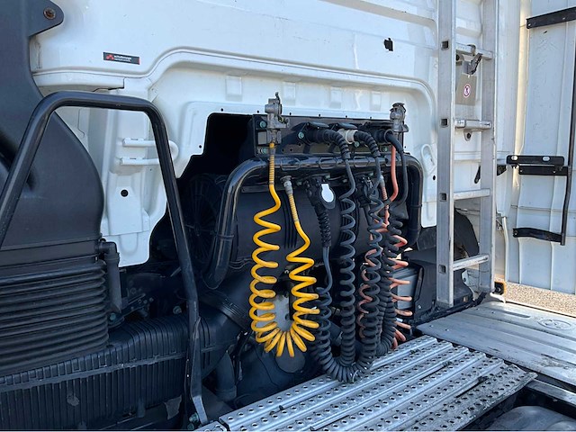 2019 man tgx 18.460 4x2 euro6 vrachtwagen - afbeelding 8 van  36