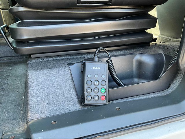 2019 man tgx 18.460 4x2 euro6 vrachtwagen - afbeelding 26 van  36