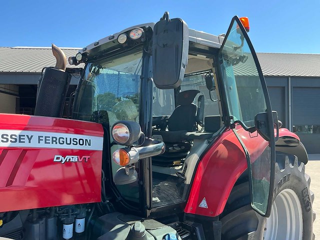 2019 massey ferguson 7718 s dyna vt vierwielaangedreven landbouwtractor - afbeelding 17 van  37