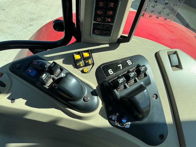2019 massey ferguson 7718 s dyna vt vierwielaangedreven landbouwtractor - afbeelding 27 van  37
