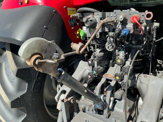 2019 massey ferguson 7718 s dyna vt vierwielaangedreven landbouwtractor - afbeelding 2 van  27