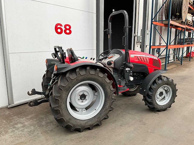 2019 mccormick x2.30 smalspoor- en compacttractor - afbeelding 12 van  19