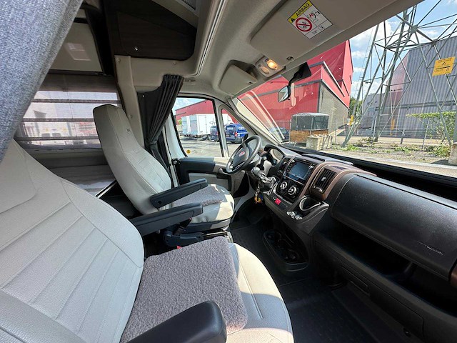 2019 mclouis carat 480g camper - afbeelding 6 van  31