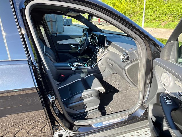 2019 mercedes-benz / amg glc63s v8 biturbo 4matic+ personenauto - afbeelding 2 van  31