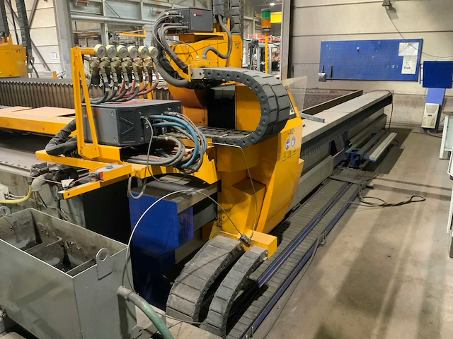 2019 microstep aquacut 6001.20wp cnc hoogprecieze snijmachine - afbeelding 10 van  31