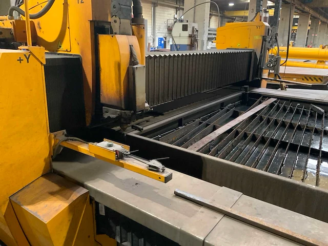 2019 microstep aquacut 6001.20wp cnc hoogprecieze snijmachine - afbeelding 28 van  31