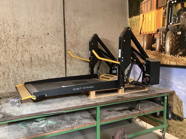 2019 mobility p90148 invalide lift - afbeelding 1 van  5
