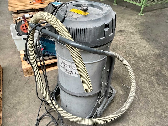 2019 nilfisk vhs120 industriële stofzuiger - afbeelding 5 van  6