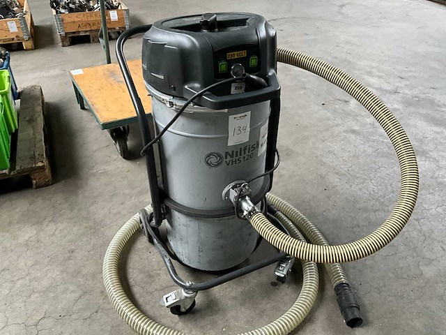 2019 nilfisk vhs120 industriële stofzuiger - afbeelding 1 van  5