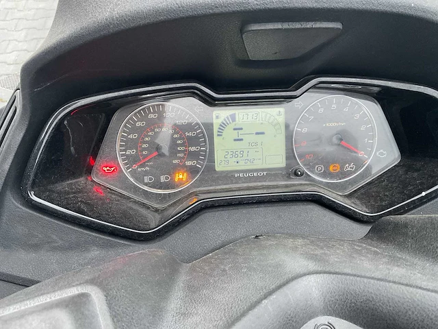 2019 peugeot - metropolis 400 - motorcycle - afbeelding 10 van  10