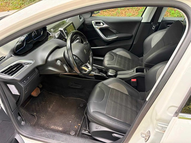 2019 peugeot 2008 automaat personenauto - afbeelding 11 van  16