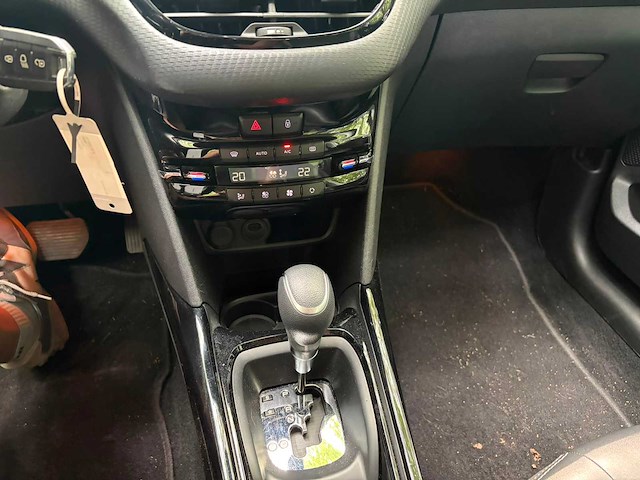 2019 peugeot 2008 automaat personenauto - afbeelding 15 van  16