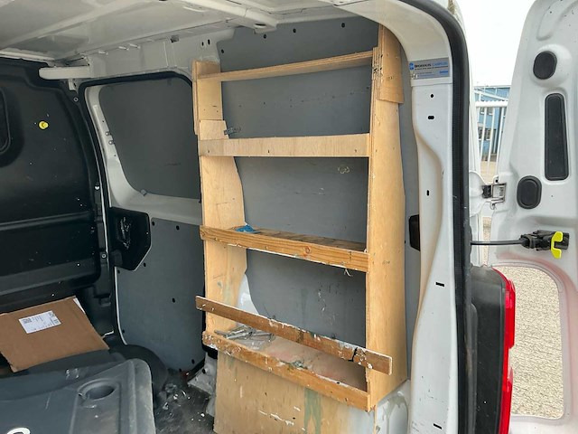 2019 peugeot expert 231c2.0bluehdi120pre bedrijfswagen - afbeelding 4 van  19