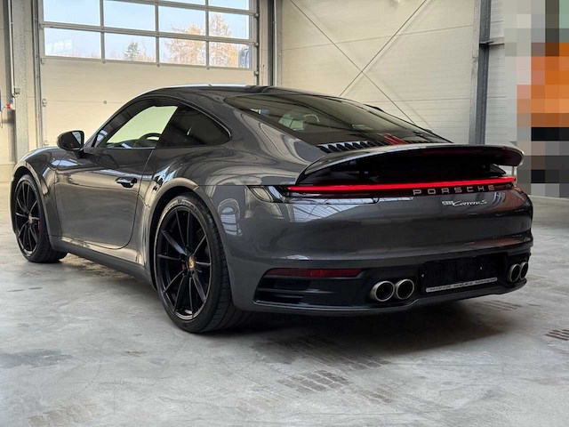 2019 porsche 911 carrera s (992) | german sports car - afbeelding 28 van  31