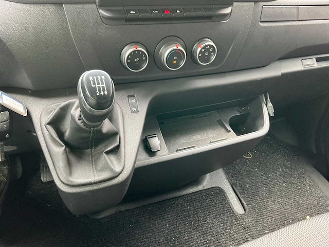 2019 renault master t35 2.3dci 135 l1h1 bedrijfswagen - afbeelding 16 van  32