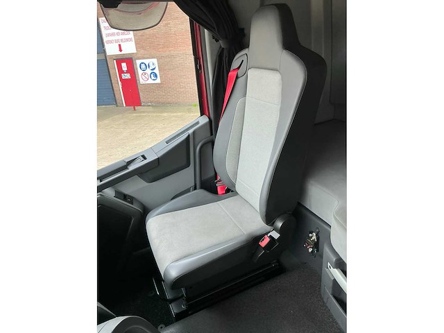 2019 renault t380 comfort motorwagen met huifopbouw - afbeelding 31 van  51