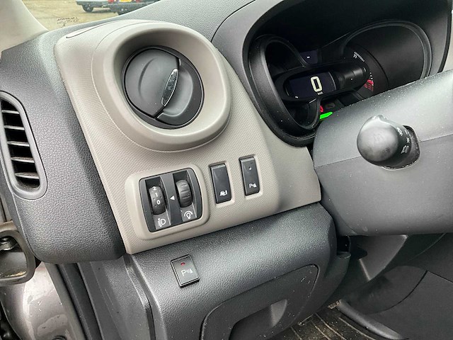 2019 renault trafic 1.6 9-persoons personenbus - afbeelding 14 van  34