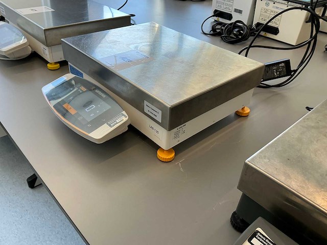 2019 sartorius cubis mca70200s hoge capaciteit labbalans - afbeelding 2 van  3