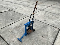 2019 scheppach hsc130 stenenknipper - afbeelding 1 van  5