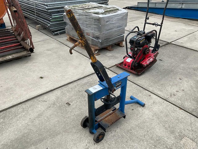 2019 scheppach hsc130 stenenknipper - afbeelding 3 van  5