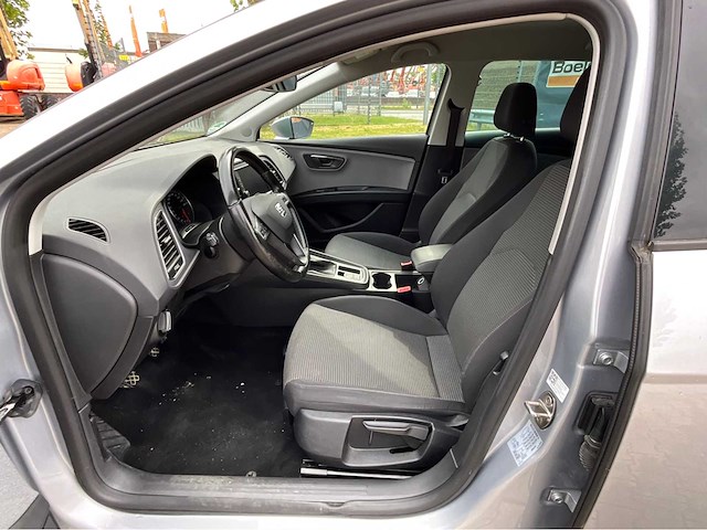 2019 seat leon st 1.6 tdi style bns i. personenauto - afbeelding 31 van  31