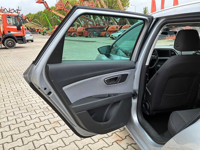 2019 seat leon st fl leon st fl 1.6 business intense personenauto - afbeelding 14 van  49