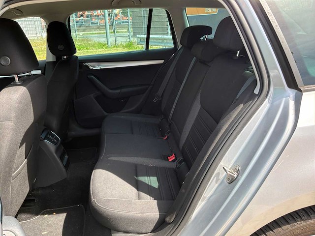 2019 skoda octavia combi 1.0 tsi bns edition personenauto - afbeelding 24 van  50