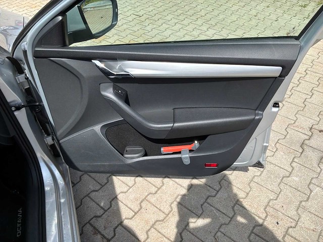 2019 skoda octavia combi 1.0 tsi bns edition personenauto - afbeelding 17 van  50