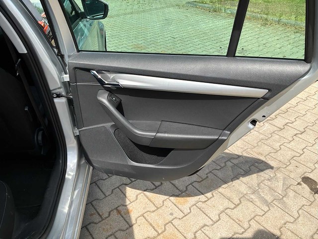 2019 skoda octavia combi 1.0 tsi bns edition personenauto - afbeelding 19 van  50