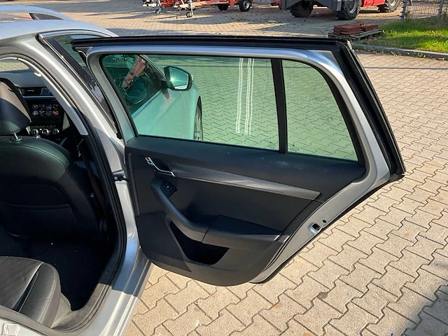 2019 skoda octavia combi 1.6 personenauto - afbeelding 25 van  41
